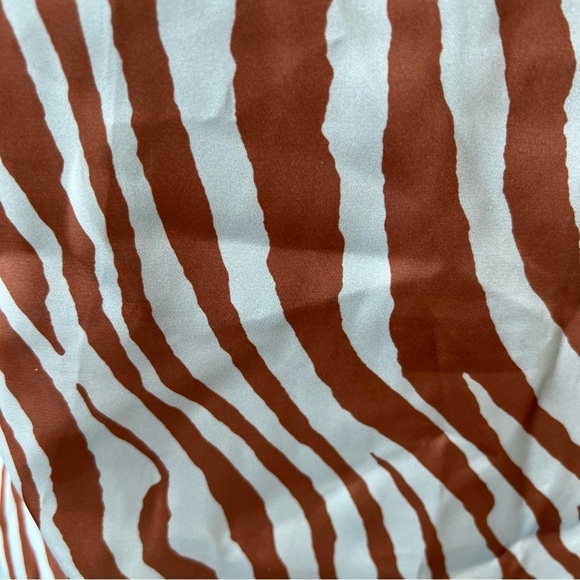 ASOS design zebra animal print tie front cami tank 13197 - Picture 6 of 9